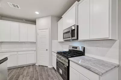 2122 Rosillo Brook Drive, Baytown, TX 77521 - Photo 15