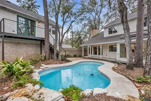 4 N Autumnwood Way, The Woodlands, TX 77380 - Photo 37