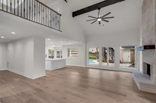 4 N Autumnwood Way, The Woodlands, TX 77380 - Photo 19