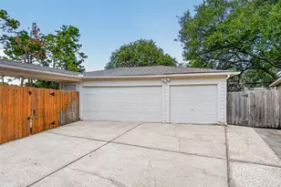 14603 Dawn Vale Dr, Houston, TX 77062 - Photo 43