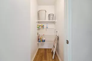 2100 Tanglewilde St, Houston, TX 77063 - Photo 13