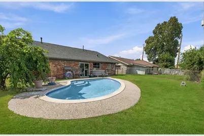 3002 Columbia Street, Baytown, TX 77521 - Photo 37