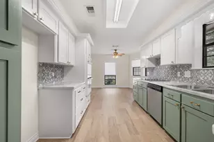 107 Memorial Ln, Columbus, TX 78934 - Photo 7