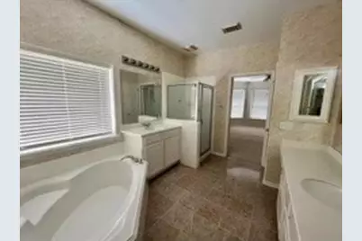 2402 Plantation Bend Drive, Sugar Land, TX 77478 - Photo 15