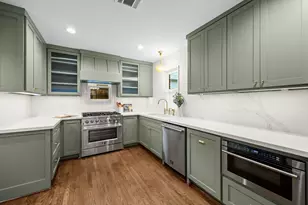 610 Hyde Park Blvd, Houston, TX 77006 - Photo 9