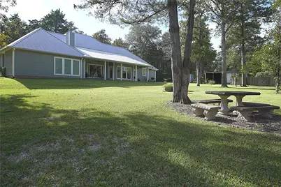 1060 Mentzwood Trail, Alleyton, TX 78935 - Photo 5