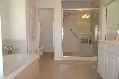 1060 Mentzwood Trail, Alleyton, TX 78935 - Photo 13
