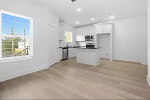 307 Bolden St E/F St, Houston, TX 77029 - Photo 7