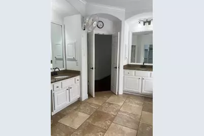 7606 Westmoreland Drive, Sugar Land, TX 77479 - Photo 9