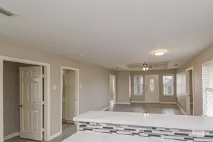 623 32nd St, Galveston, TX 77550 - Photo 7