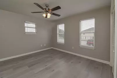 623 32nd Street, Galveston, TX 77550 - Photo 17