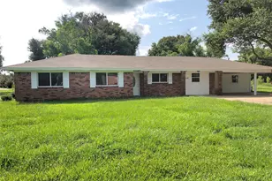 120 Shanklin Rd, Angleton, TX 77515 - Photo 1