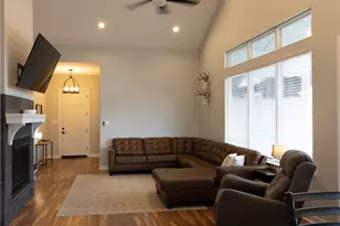 1912 Lynn St, El Campo, TX 77437 - Photo 7