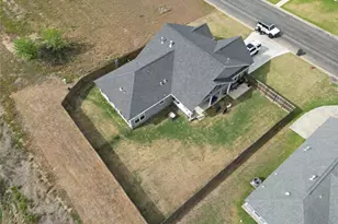 1912 Lynn St, El Campo, TX 77437 - Photo 39