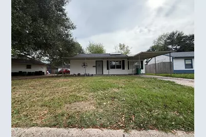 602 Parkway Street, Baytown, TX 77520 - Photo 1