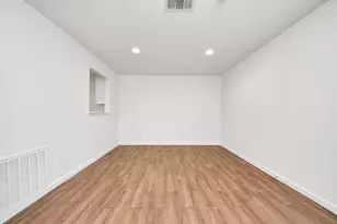 12068 Beechnut St, Houston, TX 77072 - Photo 13