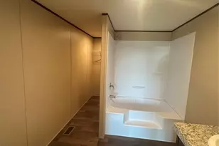 873 Golden, Buffalo, TX 75831 - Photo 11