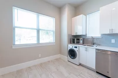 25718 Muirfield Bend Court, Spring, TX 77389 - Photo 9
