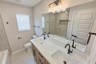 145 Dogwood St St, Sugar Land, TX 77478 - Photo 23