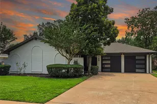 145 Dogwood St St, Sugar Land, TX 77478 - Photo 1