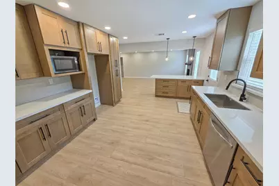 145 Dogwood St Street, Sugar Land, TX 77478 - Photo 11