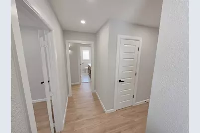 145 Dogwood St Street, Sugar Land, TX 77478 - Photo 5
