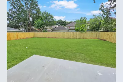 145 Dogwood St Street, Sugar Land, TX 77478 - Photo 31