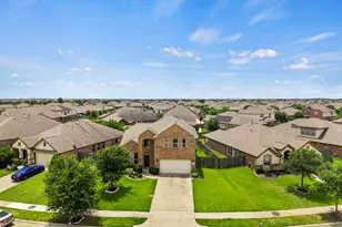 8026 Caden Mills Ln, Richmond, TX 77407 - Photo 11