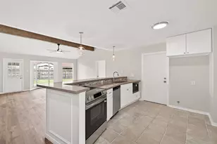 1802 Terrence Dr, Stafford, TX 77477 - Photo 9