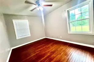 1925 14th Ave N, Texas City, TX 77590 - Photo 7