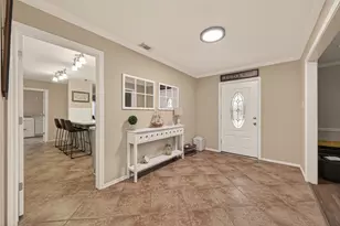 1936 Prairie Creek Dr, Pearland, TX 77581 - Photo 5
