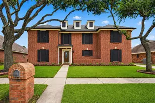 1936 Prairie Creek Dr, Pearland, TX 77581 - Photo 1