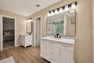 1936 Prairie Creek Drive, Pearland, TX 77581 - Photo 25