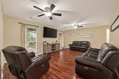 1936 Prairie Creek Drive, Pearland, TX 77581 - Photo 31