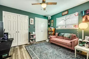 617 E Myrtle St, Angleton, TX 77515 - Photo 17