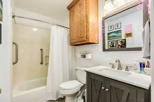 617 E Myrtle St, Angleton, TX 77515 - Photo 21