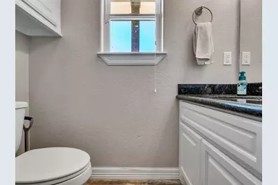 155 Horse Shoe Trail, Angleton, TX 77515 - Photo 17