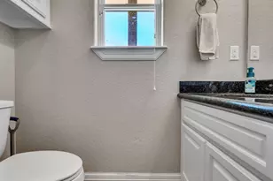 155 Horse Shoe Trail, Angleton, TX 77515 - Photo 17