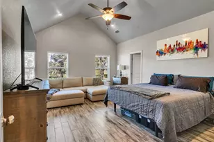 155 Horse Shoe Trail, Angleton, TX 77515 - Photo 9