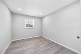 4356 Phlox St, Houston, TX 77051 - Photo 35