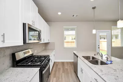 8408 Rising Stream Drive, Houston, TX 77063 - Photo 21