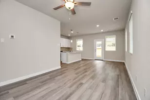 8408 Rising Stream Dr, Houston, TX 77063 - Photo 11