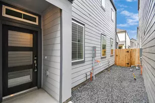 8408 Rising Stream Dr, Houston, TX 77063 - Photo 3