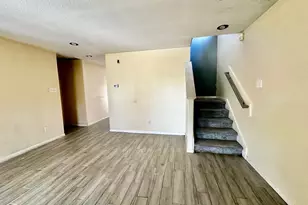 5239 Kylie Springs Ln, Houston, TX 77066 - Photo 9