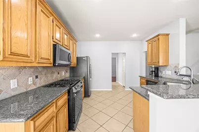 9526 Wakefield Village Drive, Houston, TX 77095 - Photo 23