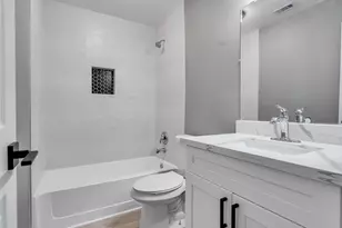 12335 Iris Hollow Way, Houston, TX 77089 - Photo 15