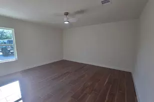 803 Coleman St, Dayton, TX 77535 - Photo 17