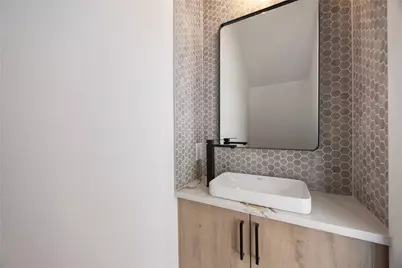 7961 Henson Street #A/B, Houston, TX 77028 - Photo 15