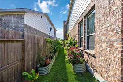 8803 Autumn Pine Drive, Missouri City, TX 77459 - Photo 29