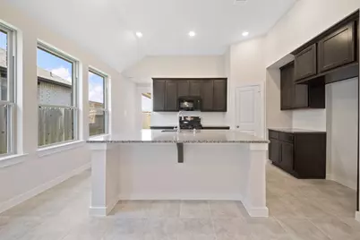 820 Sendero Trail, Conroe, TX 77304 - Photo 13